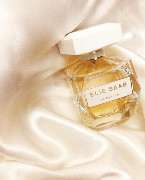 Picsart_23-02-03_23-59-49-987